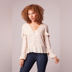NWT Band Of The Free SANDY CREAM RUFFLE LONG SLEEVE TOP Bohemian Blouse Ruffles